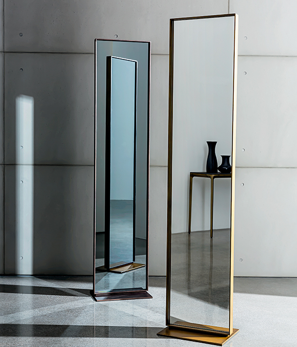 VISUAL FREE STANDING gallery1