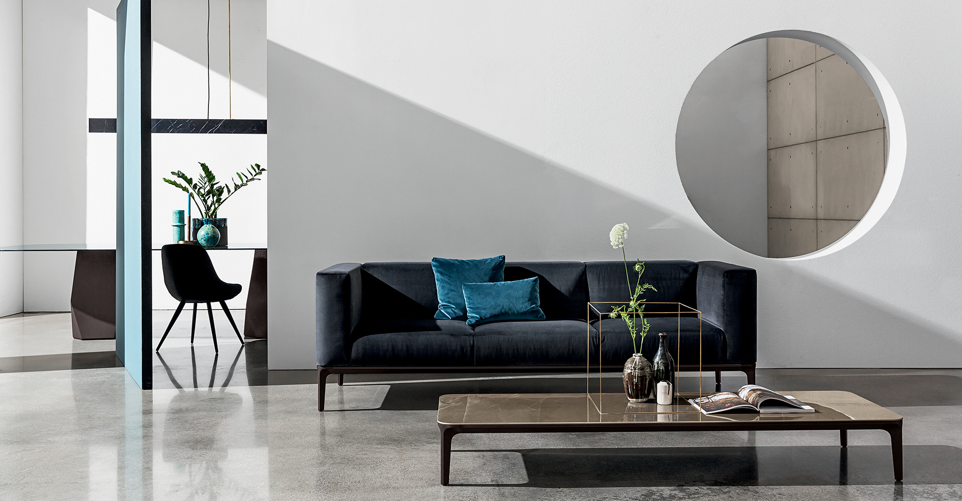 SLIM SOFA gallery1