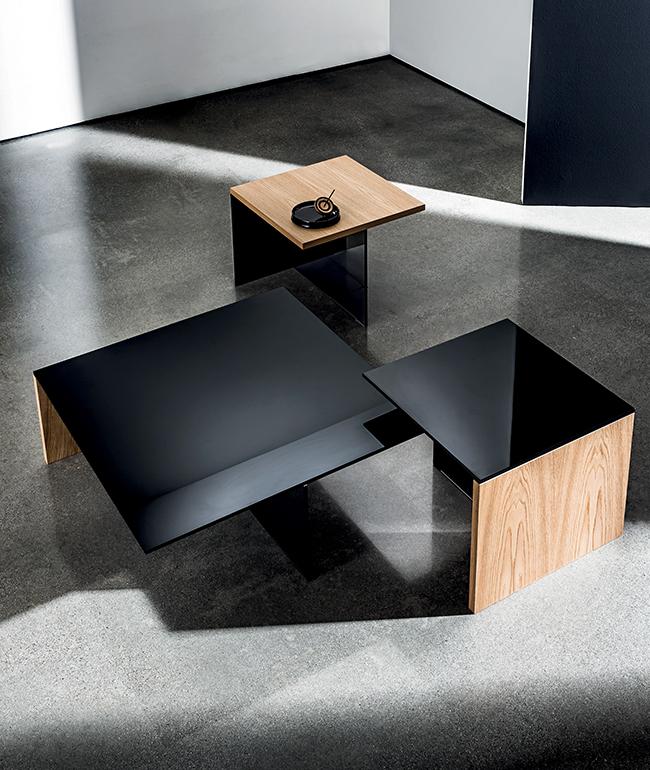 Tavolini Regolo quadrati con piano in legno e vetro