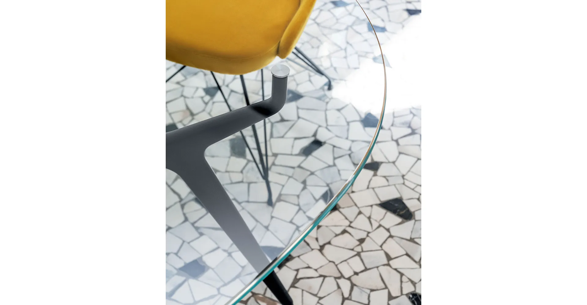 ARKOS SHAPED SQUARE gallery2
